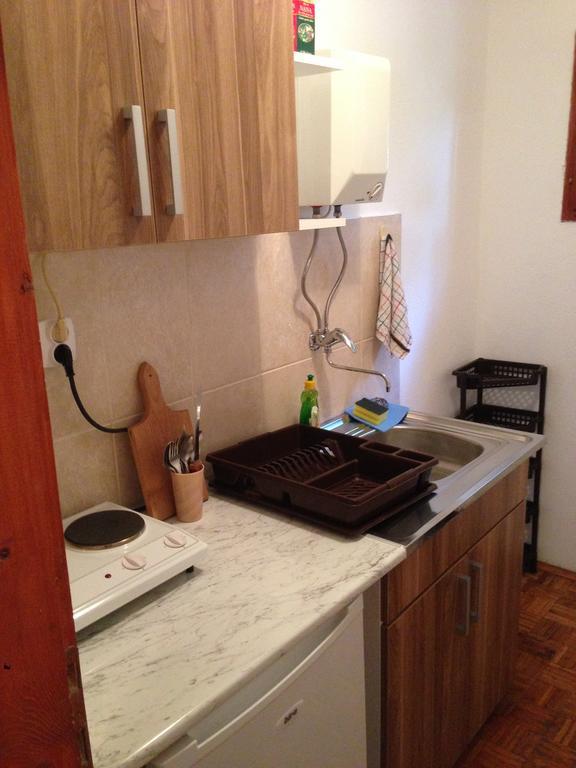 Apartments Aleksic Сутоморе Екстериор снимка