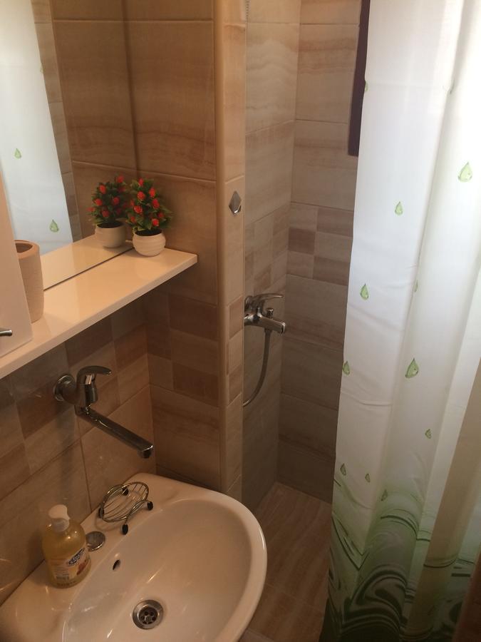 Apartments Aleksic Сутоморе Екстериор снимка